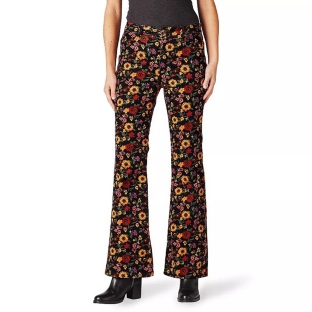 Wrangler fierce flare floral corduroy pants  - Black and Multicolor